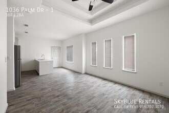 Building Photo - 1036 Palm Dr