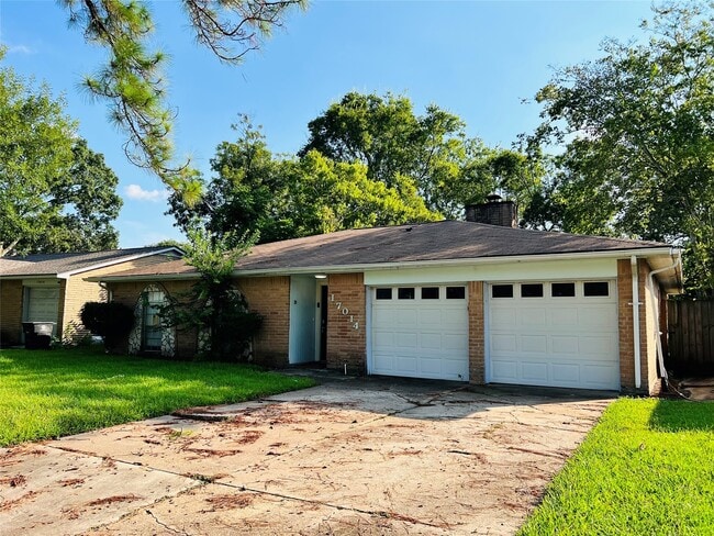 Foto del edificio - 17014 Forest Bend Ave