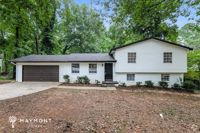 Building Photo - 203 Lucan Way