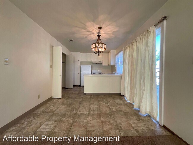 Foto del edificio - 2 br, 1 bath House - 4146 Redstone Terrace