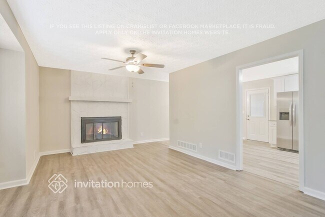 Foto del edificio - 1023 Lakewood Dr