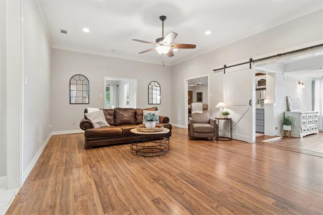 Foto del edificio - 16435 Red Oak Cir N