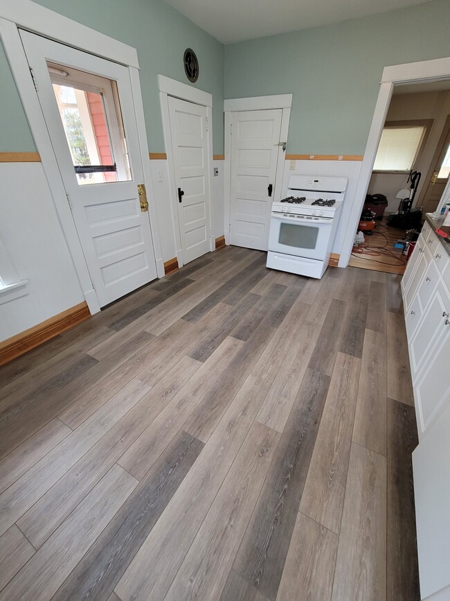 Kitchen - 150 W School St