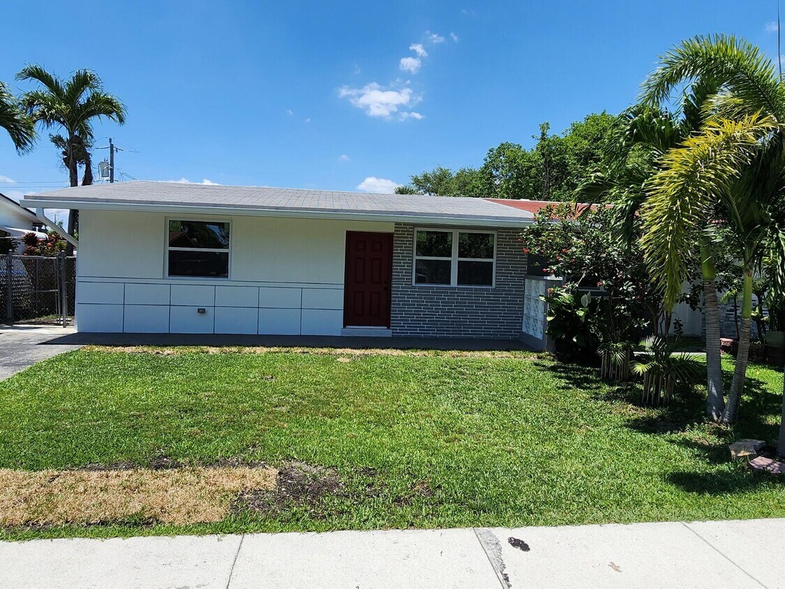 Foto principal - 1929 SW 67th Ave