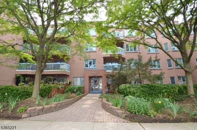 Building Photo - 406 Smith Ct