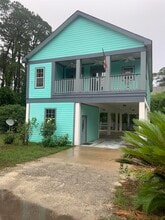 Building Photo - 1559 Coastal Hwy