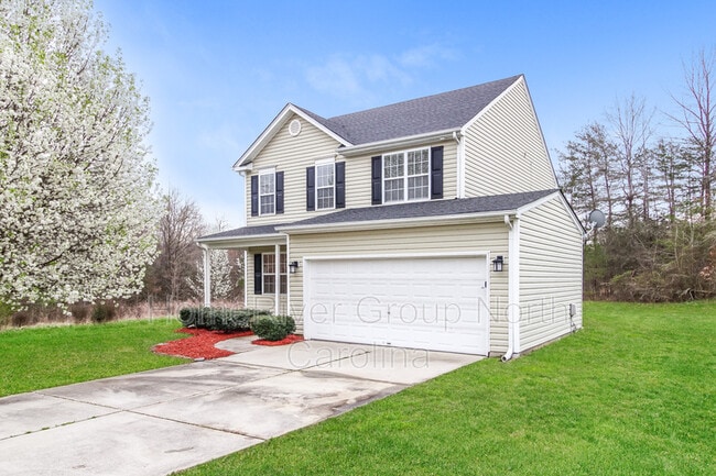 Building Photo - 1136 Maple Ridge Dr