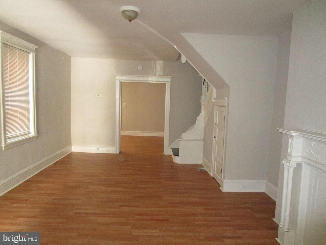Primary Photo - 1308 W Rockland St