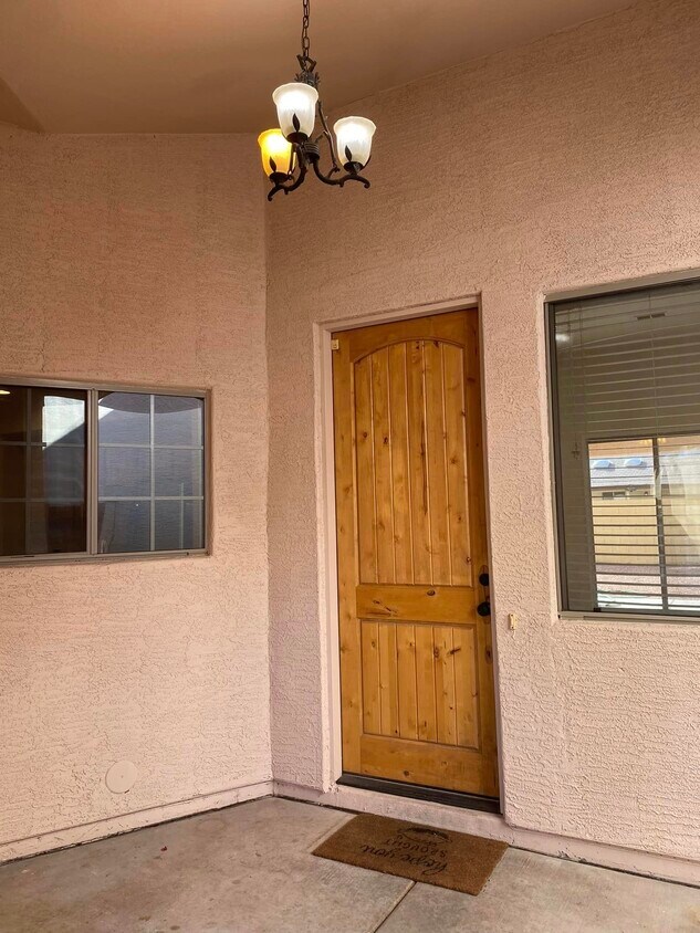 Foto principal - 1617 E Grandview Rd