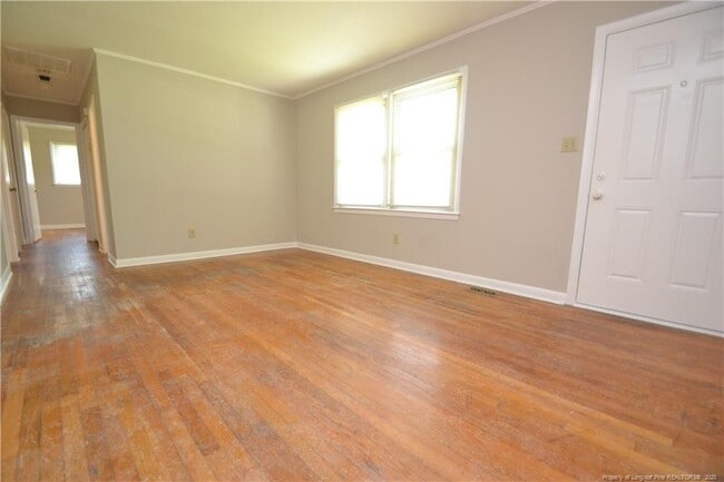 Building Photo - 717 Friar Tuck Rd