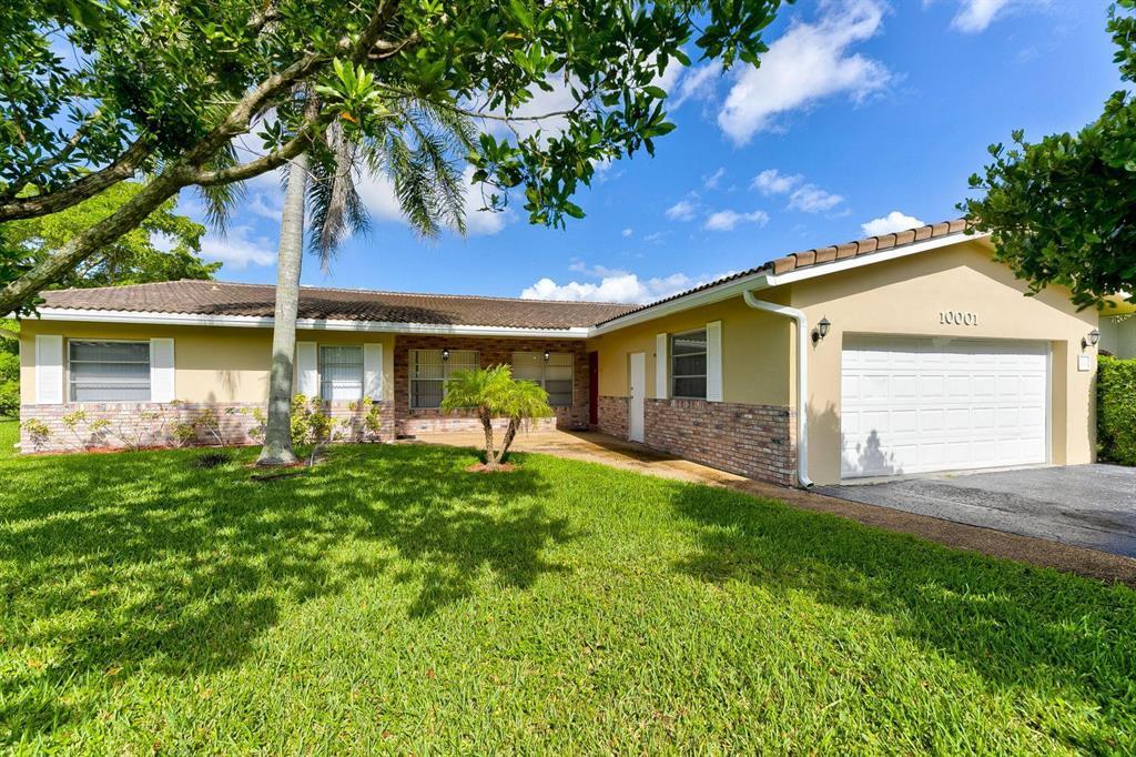 Foto principal - 10001 NW 36th St