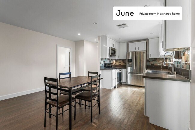 Foto del edificio - Room in Shared 4 bed/2 bath home