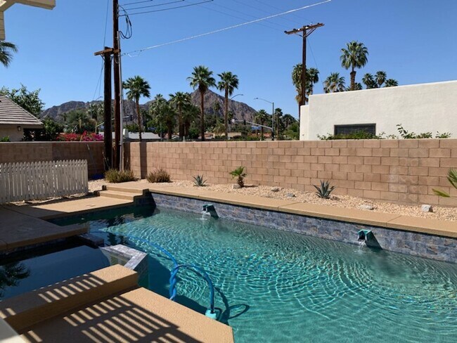 Building Photo - Great Neighborhood in La Quinta with Beaut...