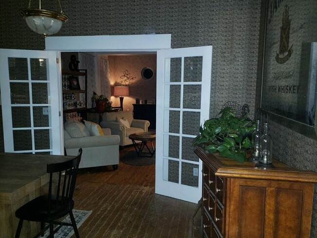 Foto del edificio - 545 Tregay St