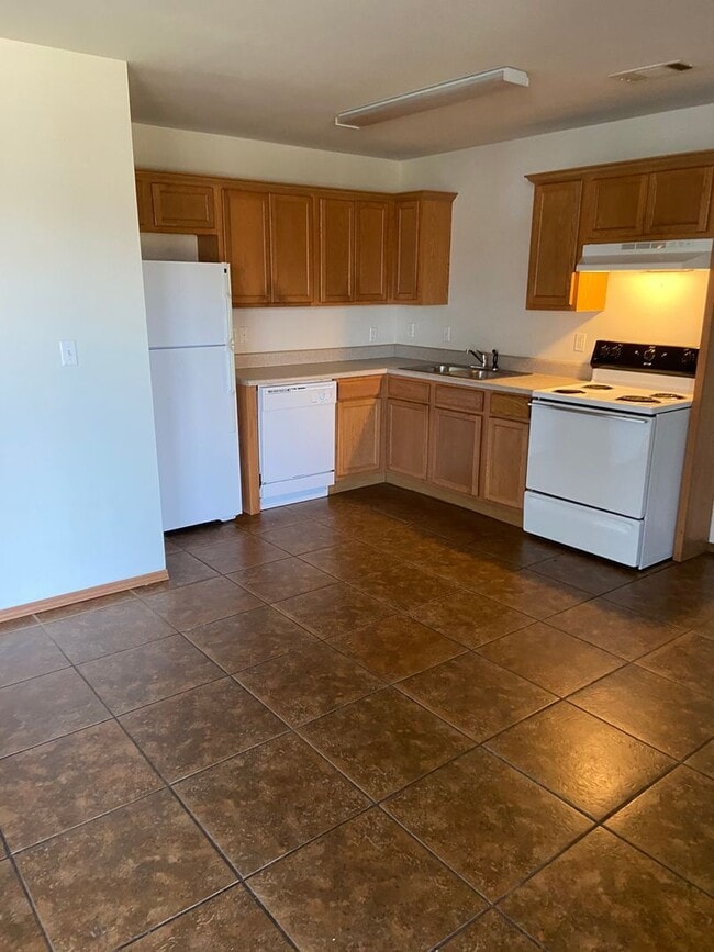 Photo - 305-307 E. Asher Ct. Apartment