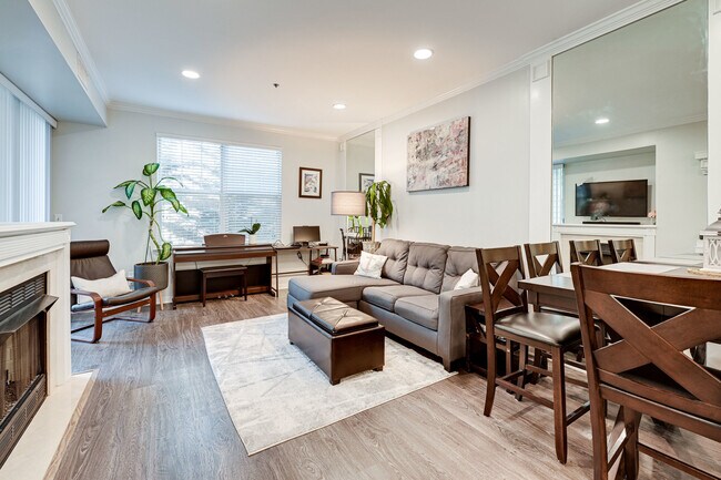 Foto del edificio - 1625 International Dr