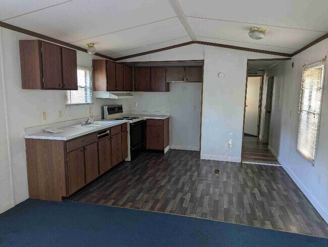 Foto del edificio - 1737 River Ridge Rd