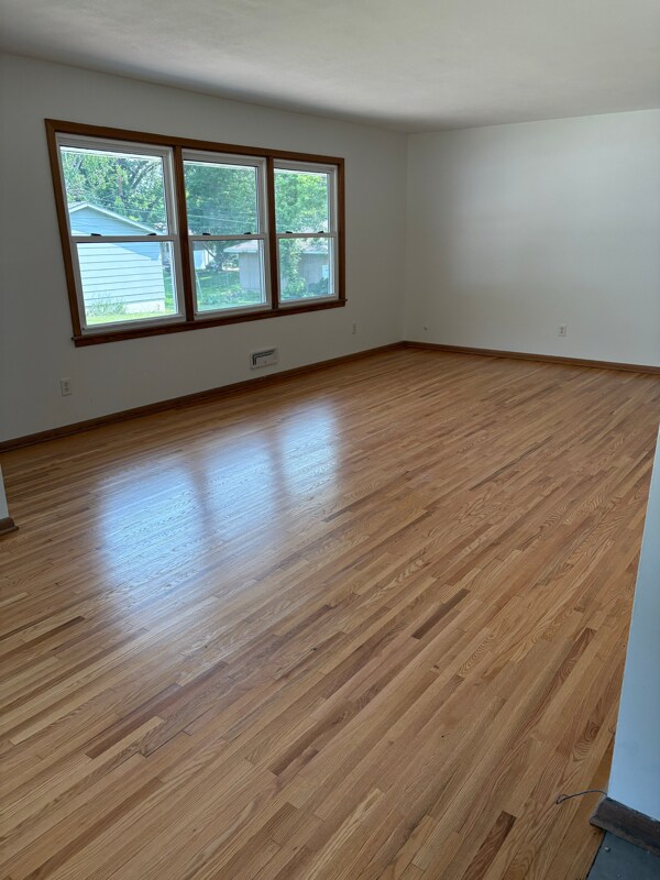 Foto del edificio - 1764 Pleasant St