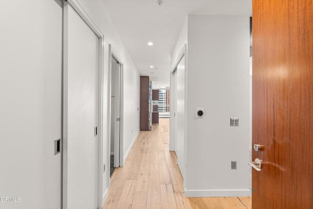 Foto del edificio - 1155 S Grand Ave