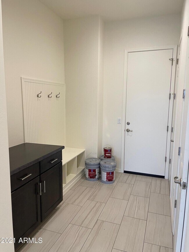 Foto del edificio - 1964 W Kinfield Trail