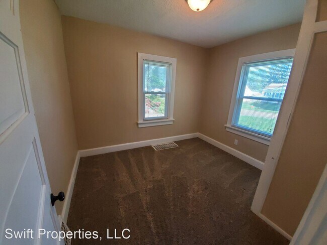 Building Photo - 2 br, 1 bath House - 3101 Cleveland Avenue