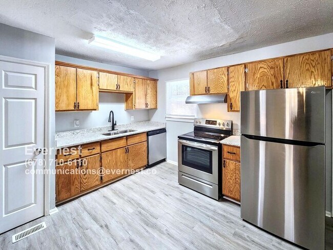 Building Photo - 2199 Cherokee Valley Cir