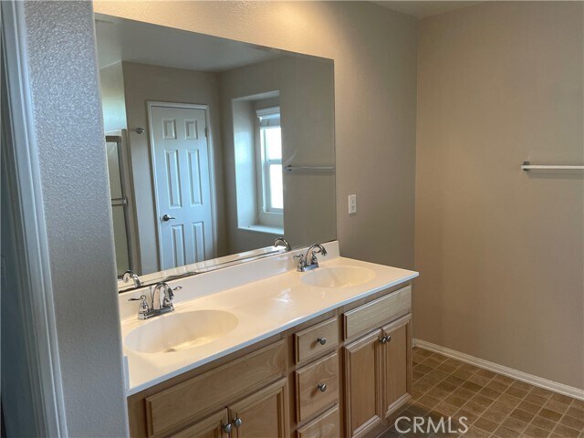 Foto del edificio - 1367 Crown Imperial Ln