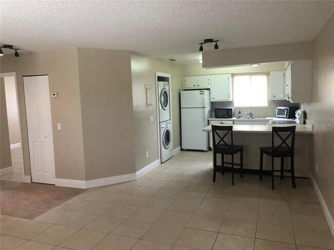 Building Photo - 7340 Swallow Run