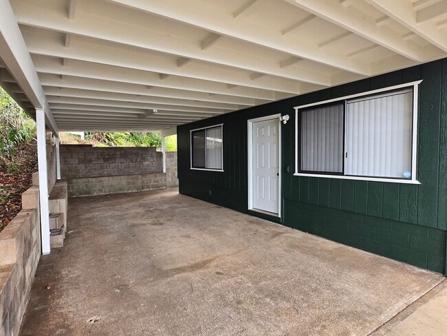 Building Photo - Comfortable 2-Bedroom 1 bath Cottage in Quiet Kula Neighborhood