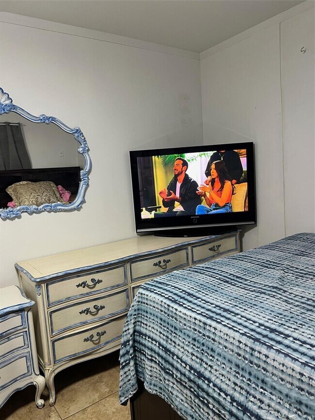 Foto del edificio - 6400 Fletcher St