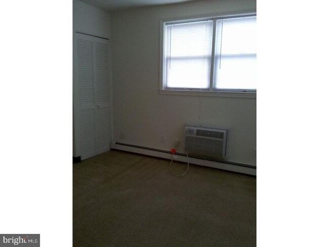 Building Photo - 7801 Hasbrook Ave