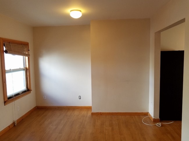 Building Photo - 138 20th St