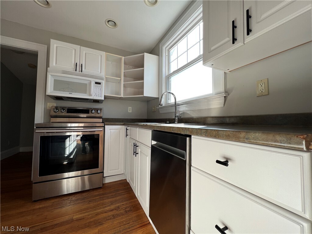 Primary Photo - 1143 Cranford Ave
