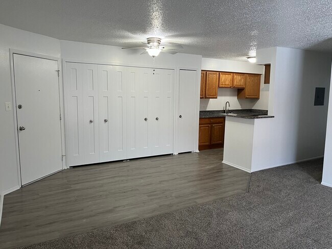 Foto del edificio - Charles Hamlet