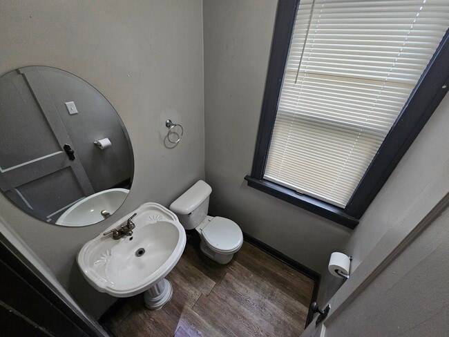 Foto del edificio - 5366 N 35th St