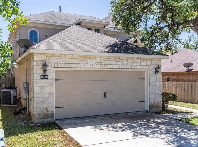 Foto del edificio - 8730 Poppy Hills