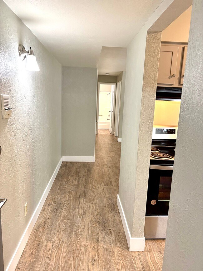 Foto del edificio - 4028 N Illinois Ave