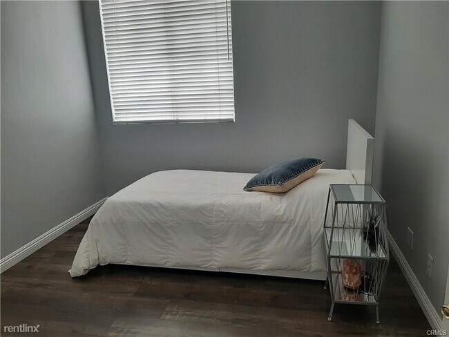 Foto del edificio - 4 br, 2.5 bath House - 6885 Cambria Cove Cir
