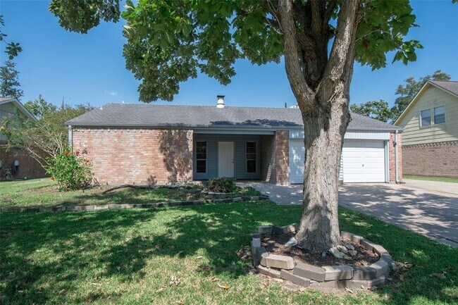 Foto del edificio - 1204 N Heron Dr