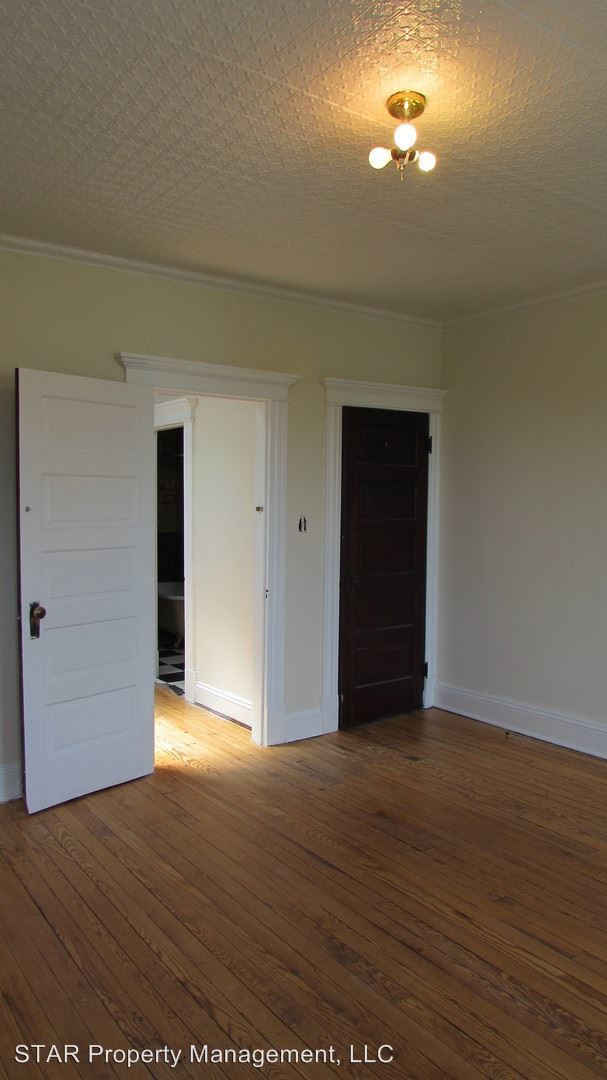 Building Photo - 4 br, 2 bath House - 2934 Guilford Ave.