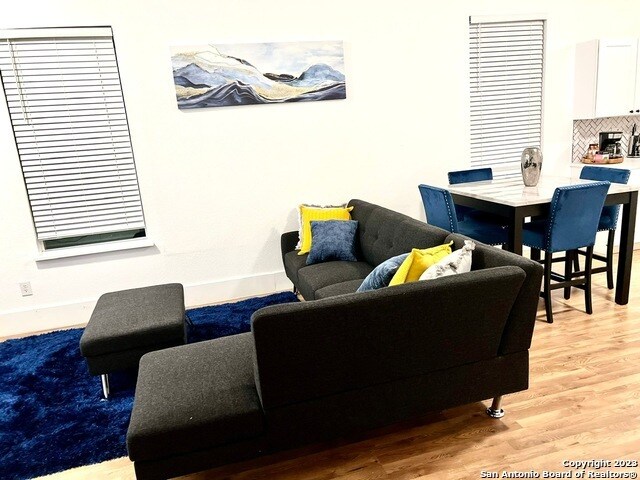 Foto del edificio - 1110 S Olive St
