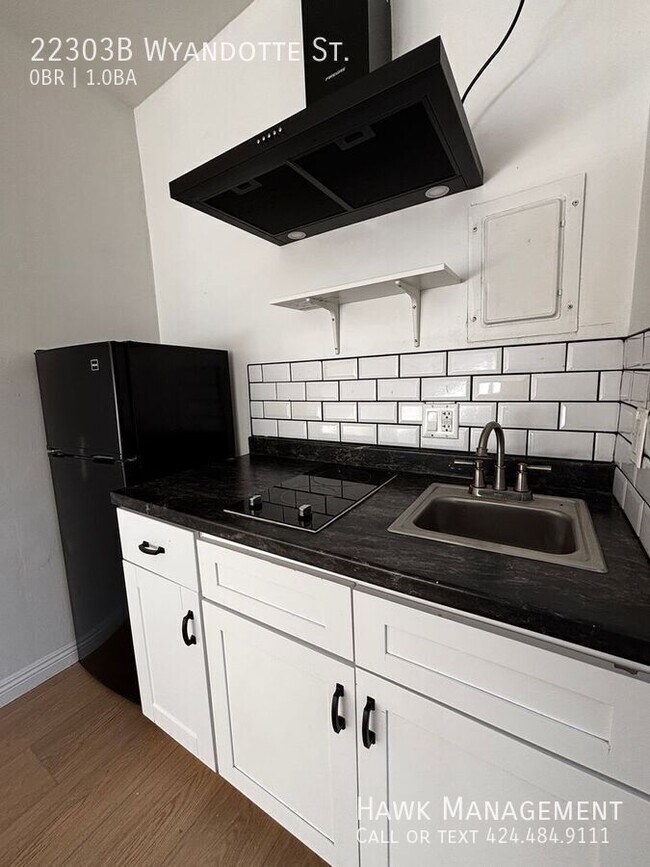 Foto del edificio - 22303 Wyandotte St