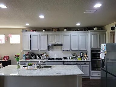 Building Photo - 660 Darian Dr