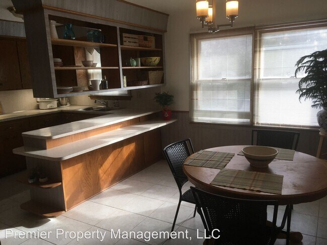 Foto del edificio - 3 br, 1.5 bath House - 2027 N.3rd St