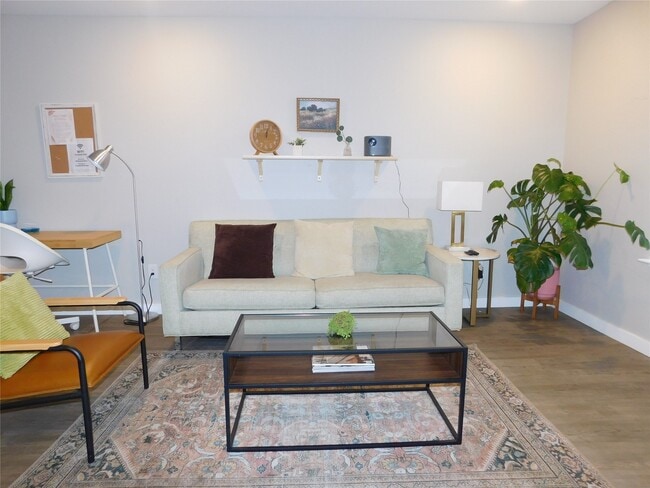 Foto del edificio - 7109 Avenue L