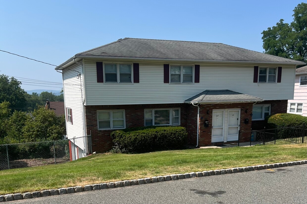 Photo - 57 Park Terrace (Caldwell, NJ)