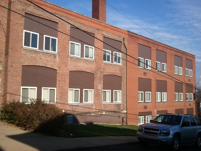210 5th Avenue - 210 5th Ave