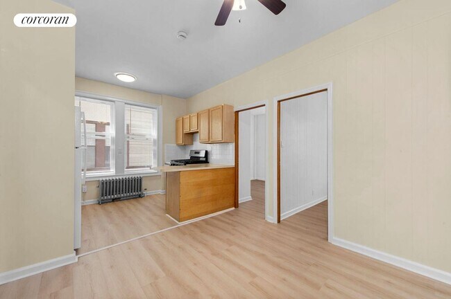 Foto del edificio - 30-72-72 37th St