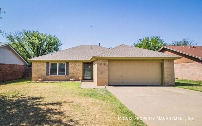 Foto del edificio - 5741 Duke St