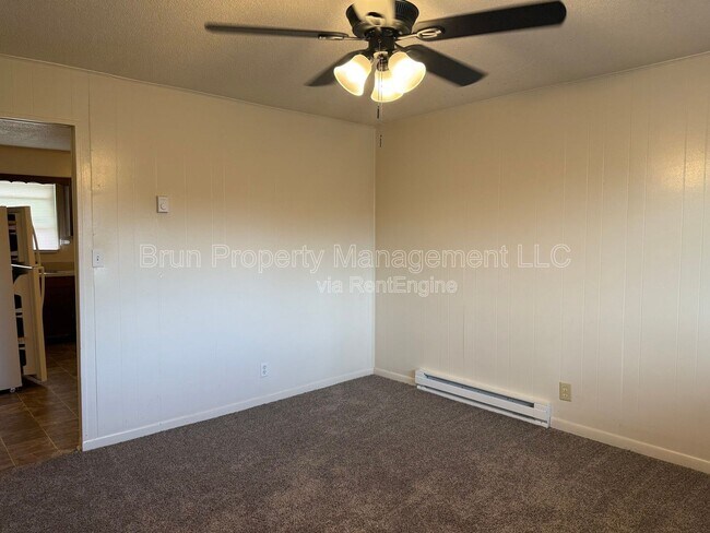 Foto del edificio - 1420 McArthur Rd